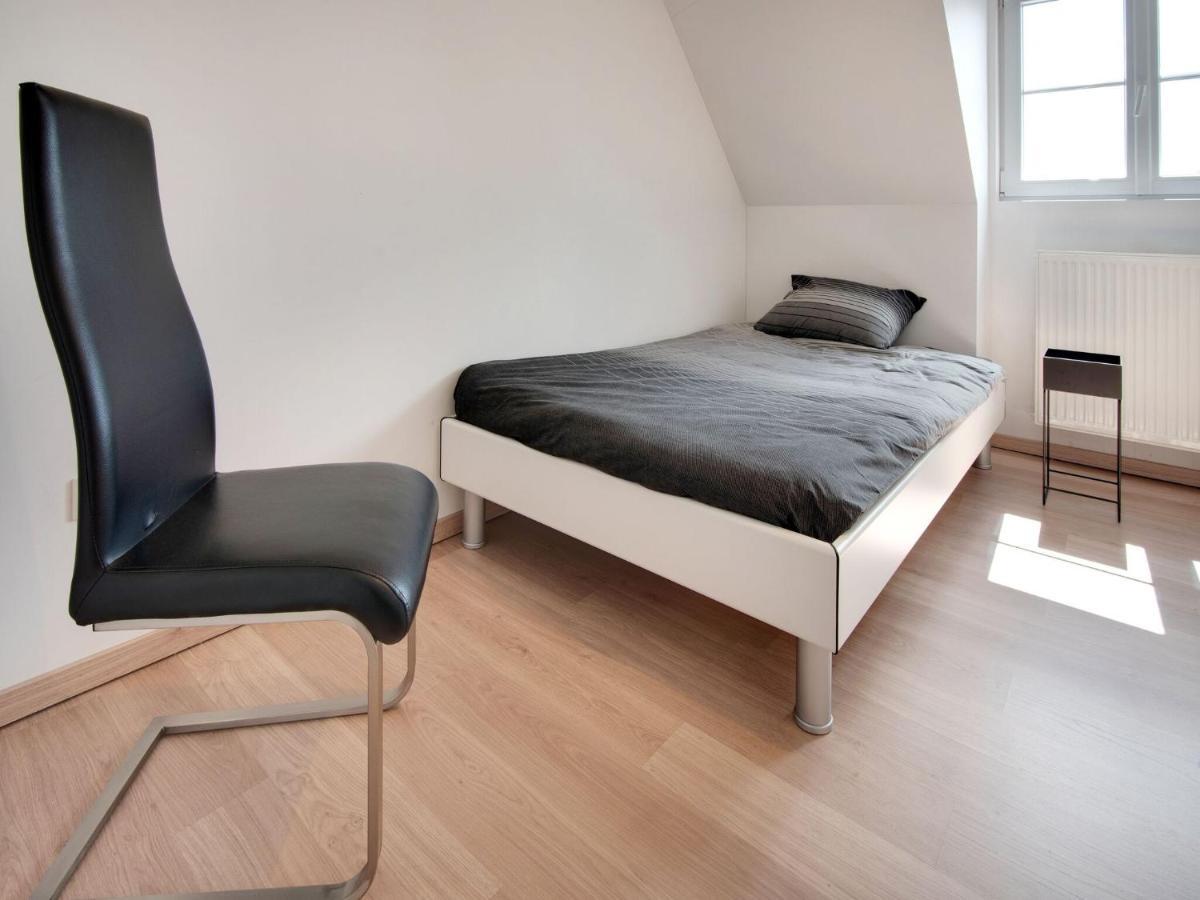 Modern Holiday Home In De Haan With Garden Eksteriør bilde