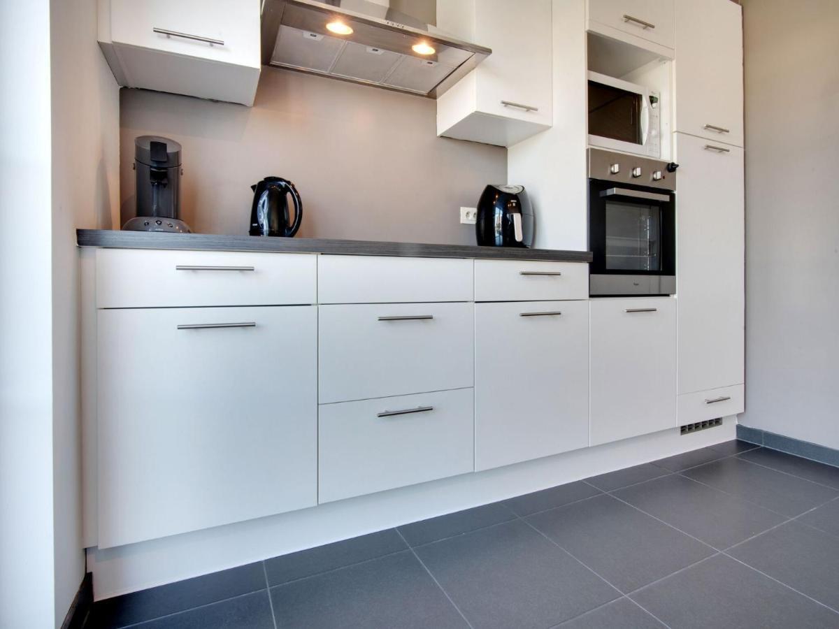 Modern Holiday Home In De Haan With Garden Eksteriør bilde